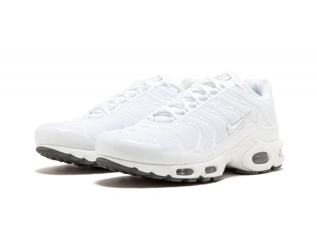 NIKE AIR MAX TN PLUS TRIPLE WHITE