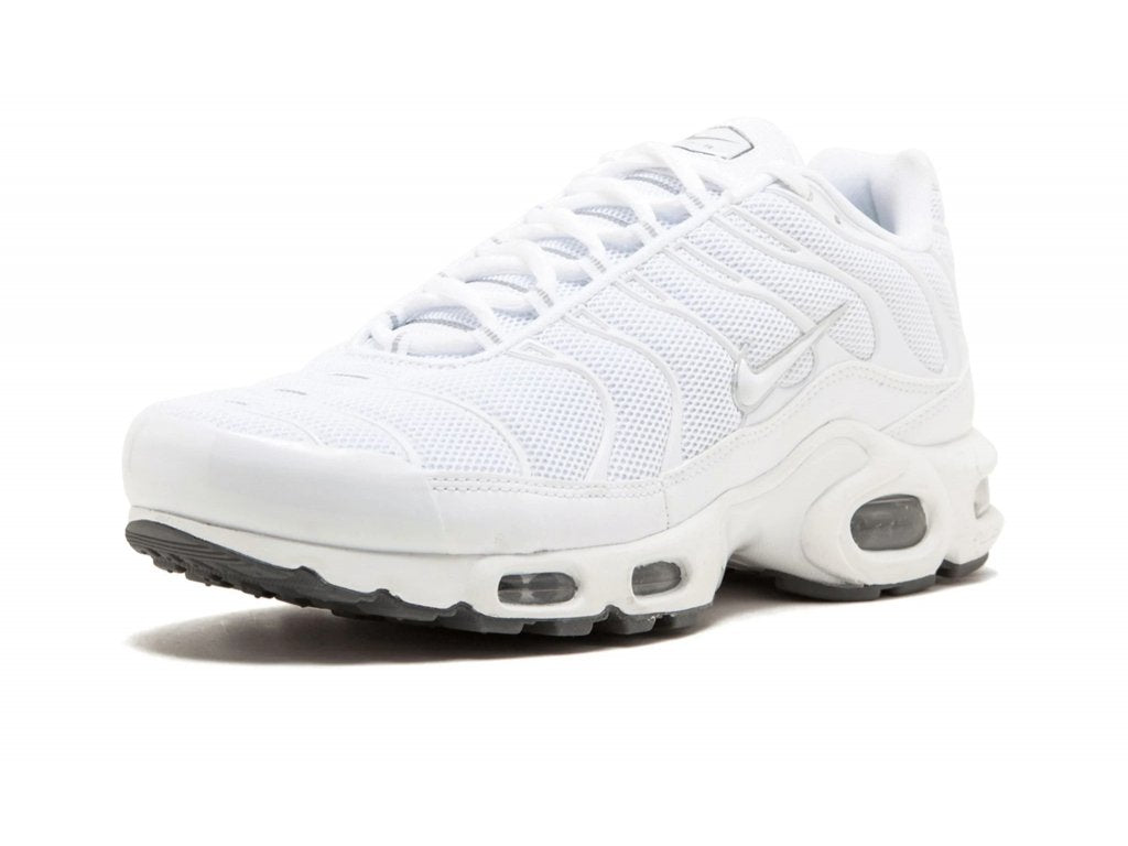 NIKE AIR MAX TN PLUS TRIPLE WHITE