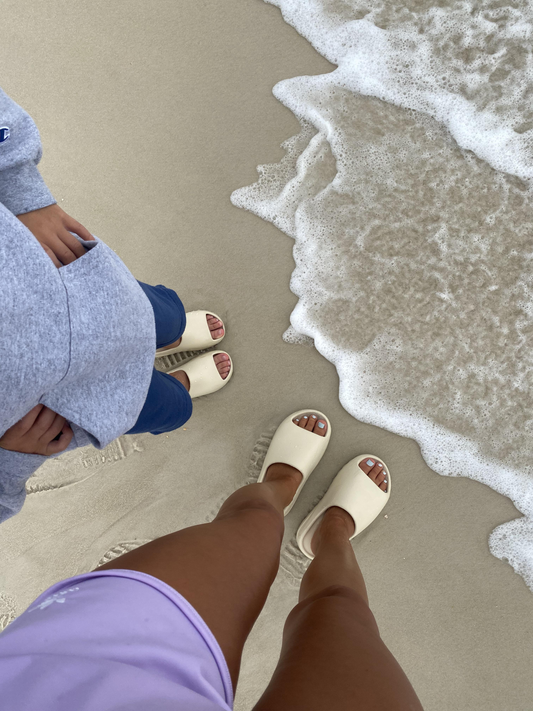 YEEZY SLIDES ON BEACH