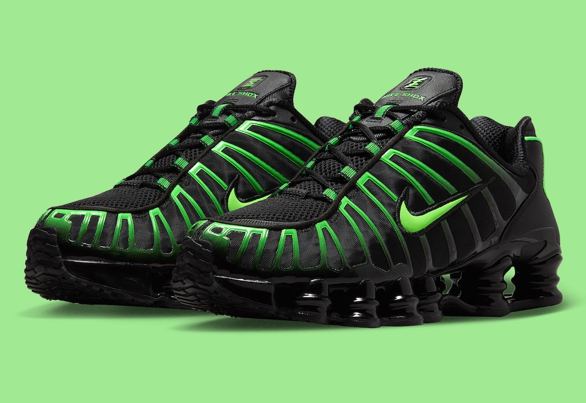 NIKE SHOX TL BLACK GREEN STRIKE