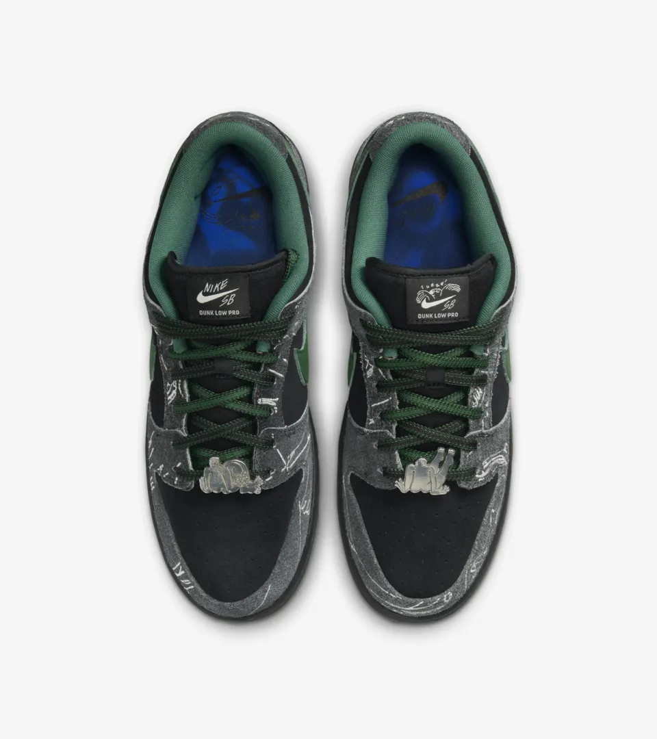 NIKE SB DUNK LOW THERE SKATEBOARDS